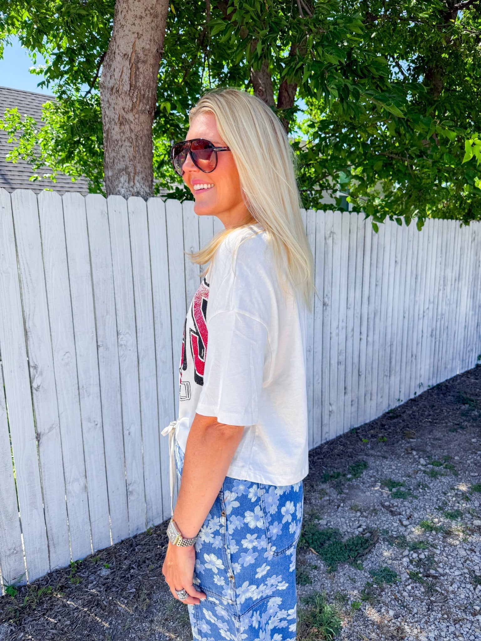 Arkansas Hogs Helmet Cropped Tee - Off White