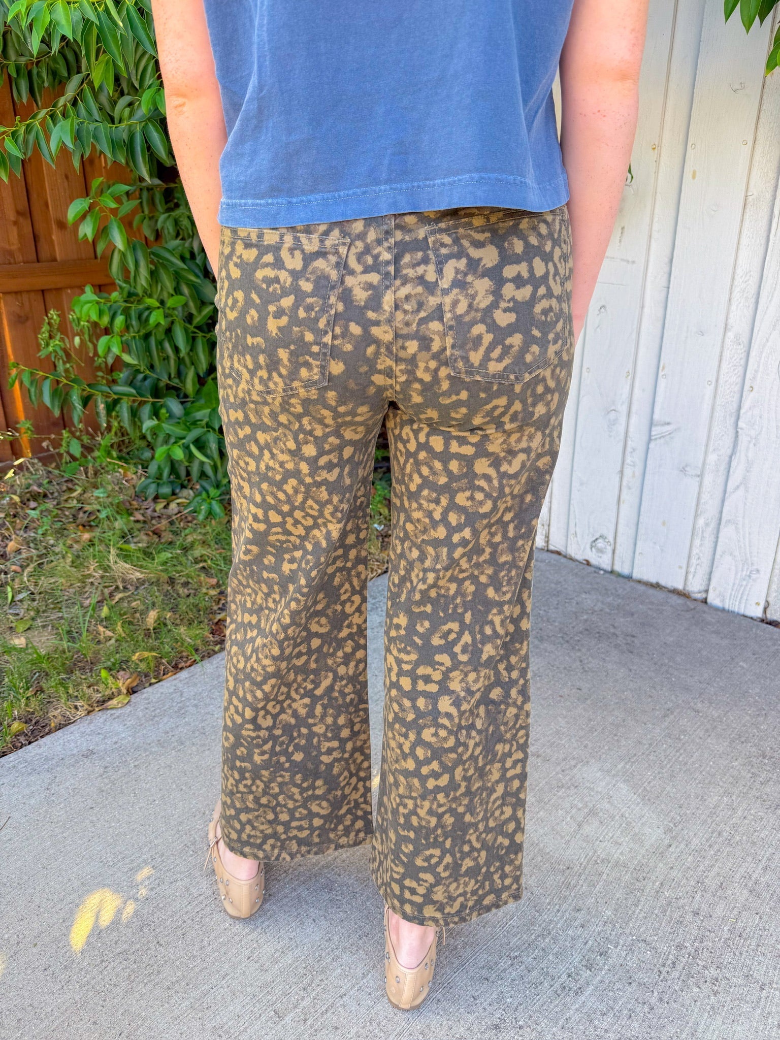 Meg High Rise Wide Leg Jeans - Wood