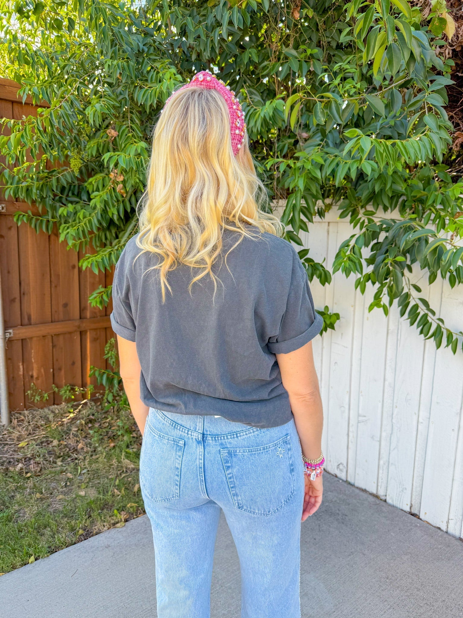 Thankful Smiley Tee - Pepper