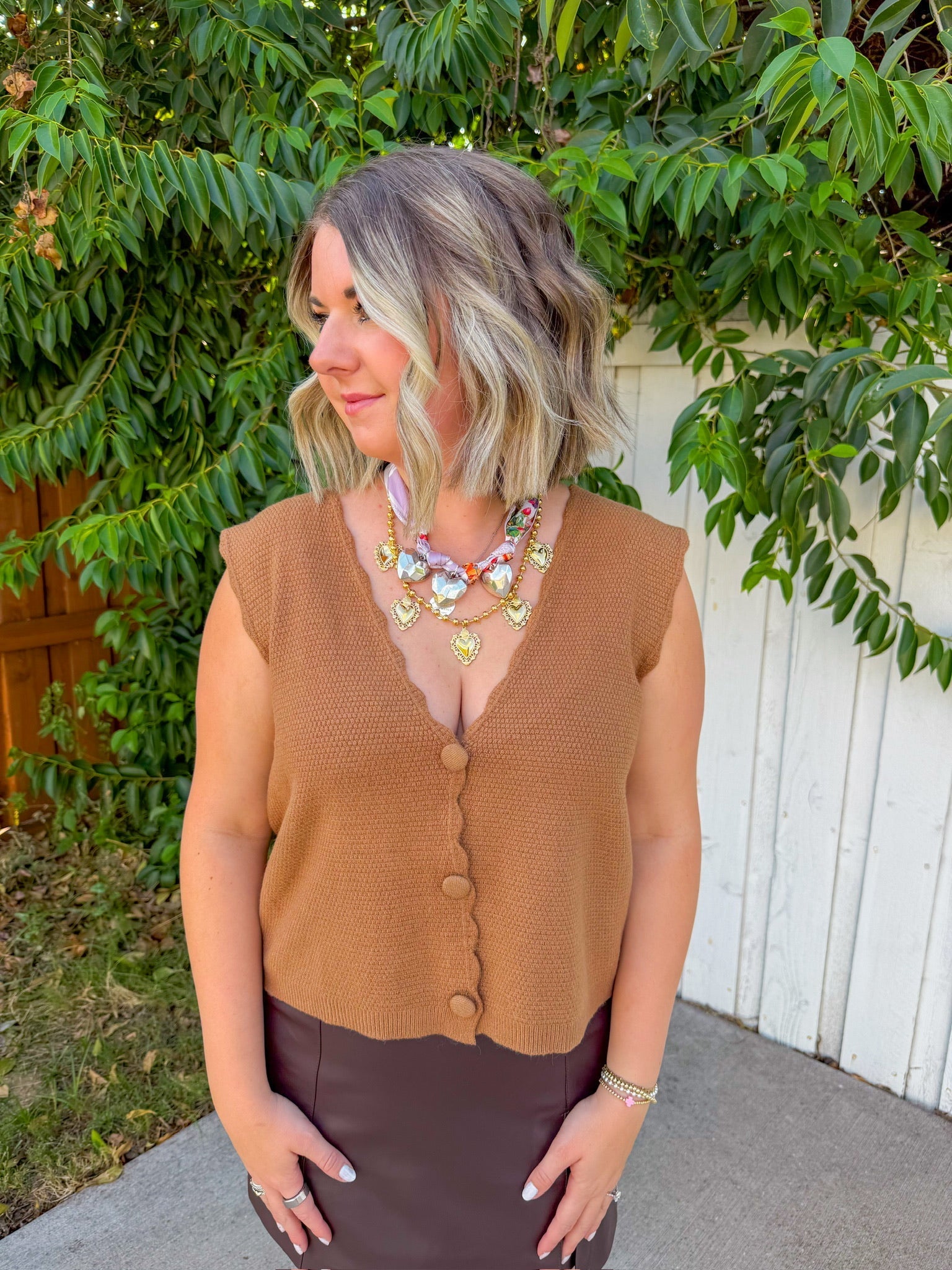 Always On The Go Vest - Brown