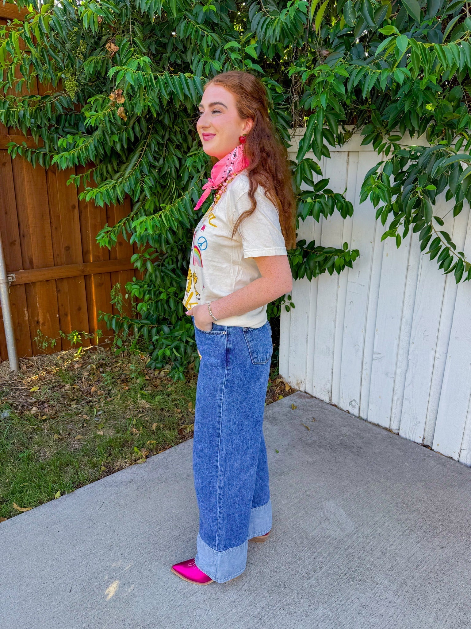 Happy Teacher Tee - Ivory