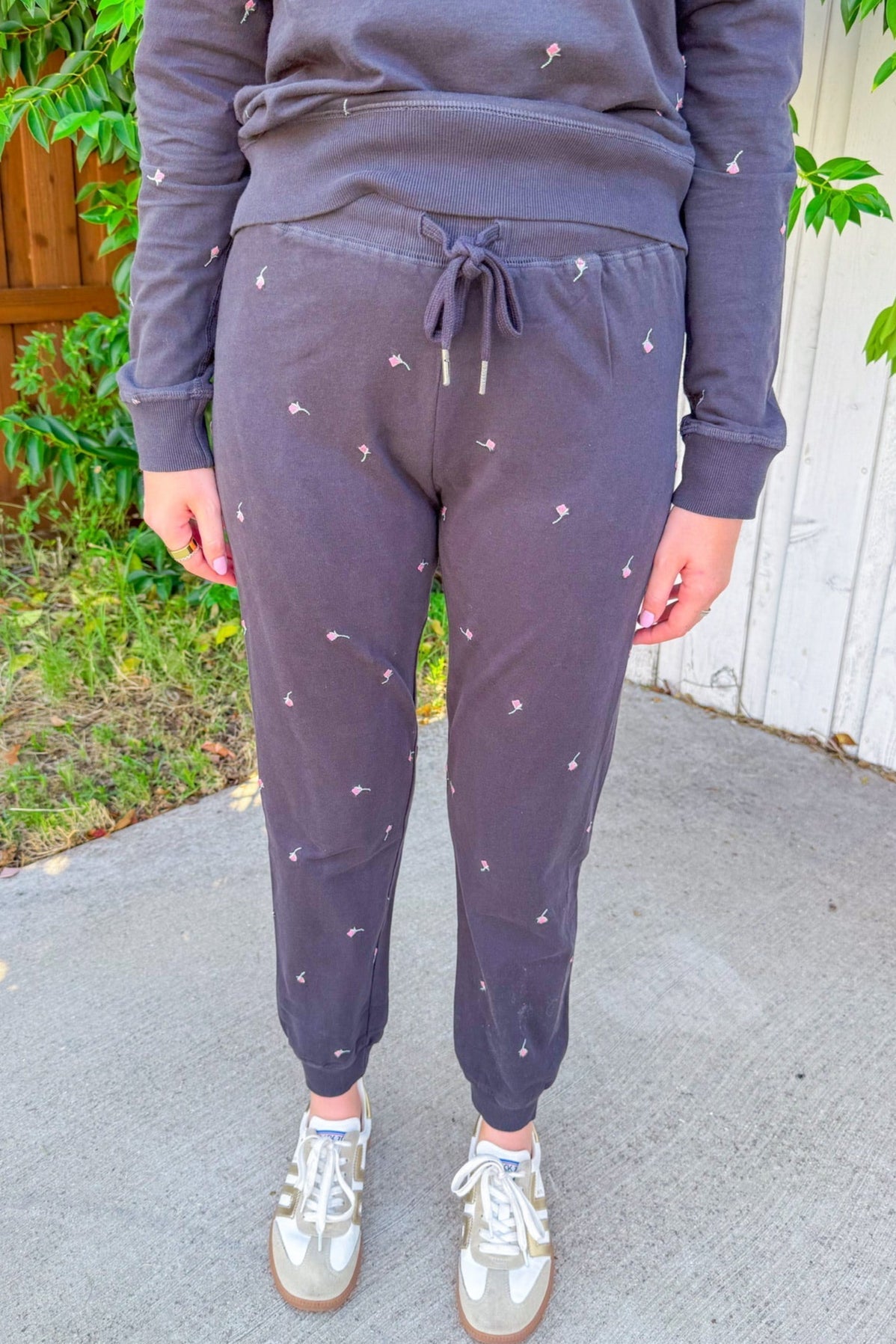 Chloe Embroidered Joggers - Black